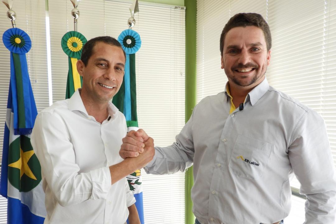 Prefeito Edemilson Marino se reúne com Estância Bahia para alinhar leilão de gado da 27ª Expoverde