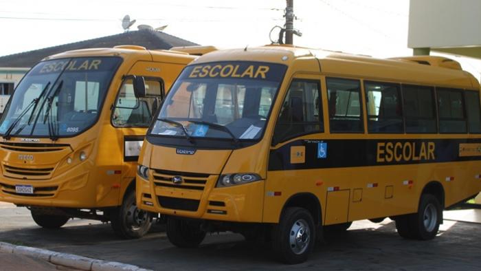 Nova Monte Verde amplia frota escolar com dois novos ônibus e reforça investimentos na educação
